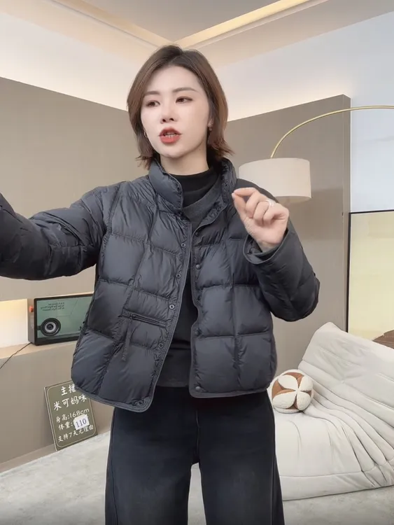 欧洲站轻薄短款羽绒服女2025冬季新款时尚立领显瘦白鸭绒保暖外套