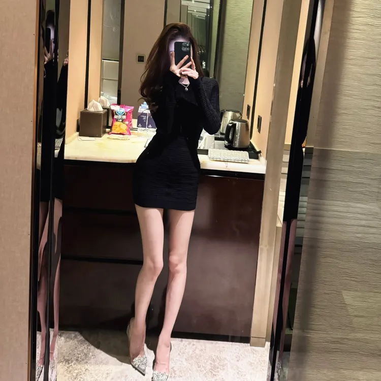 【圆领小巴长袖款】小巴立体提花紧身包臀连衣裙气质修身包臀裙