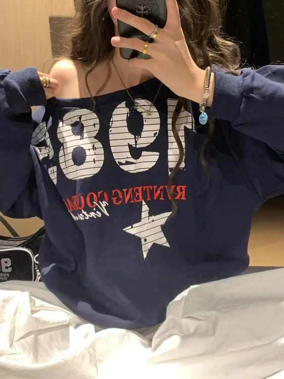 【刘丫丫专属】2025春秋高级感美式高街星星字母长袖露肩卫衣女慵懒风宽松上衣潮