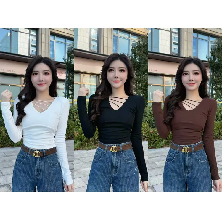 真真：秋冬款V领三斜绳洋气显瘦加厚磨毛T恤
