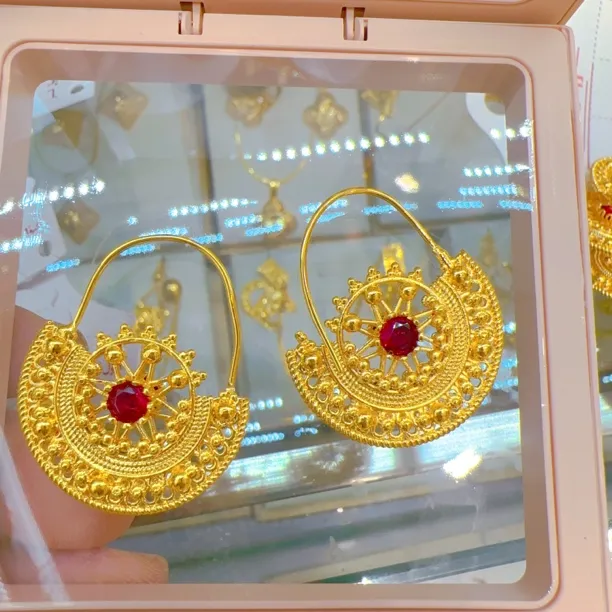 铜合金耳饰 铜合金耳环女款金色复古民族风甜美风时尚百搭精美耳