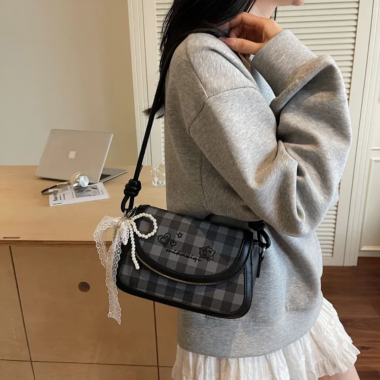 夏季流行格纹小包包女2025新款时尚简约腋下小方包休闲通勤斜挎包
