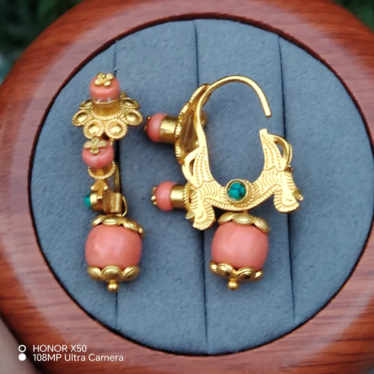 尼泊尔黄铜材质时尚网红手工耳钉女士新款金色纯手工民族风重工