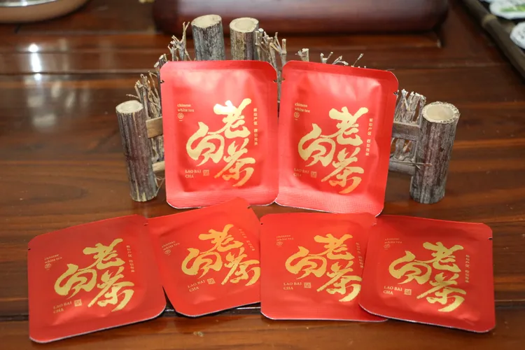 福鼎高山老白茶寿眉紧压小方块茶耐泡焖煮独立便携包装