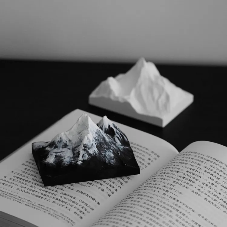 赤雅韵坊南迦巴瓦雪山摆件创意氛围感礼物