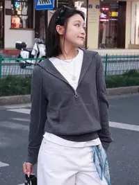 【商场同款】2025秋季新款气质百搭纯色半拉链羊毛针织长袖连帽卫衣