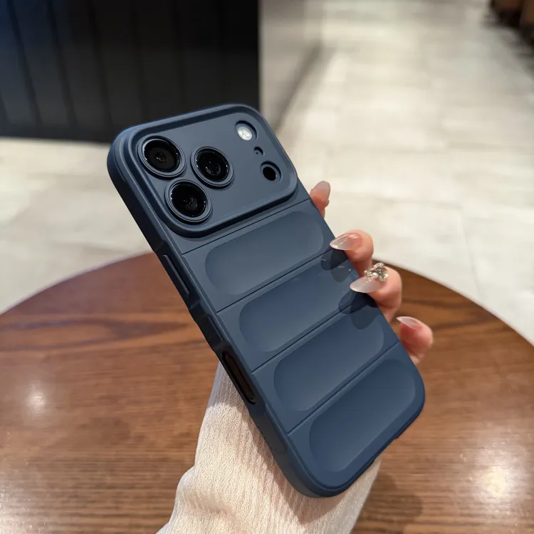 加厚防摔适用苹果17promax手机壳软硅胶磨砂蓝色新款防摔情侣男女