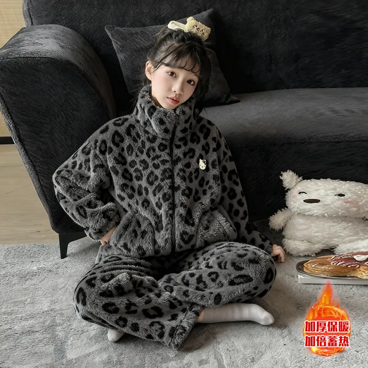 女童睡衣秋冬季新款儿童珊瑚绒加厚保暖冬款卡通法兰绒家居服套装