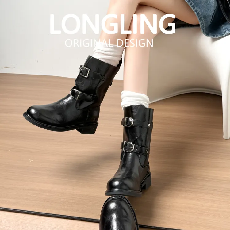 女显脚小马丁靴皮带扣机车靴子短靴秋冬季显瘦气质2025新款英伦风