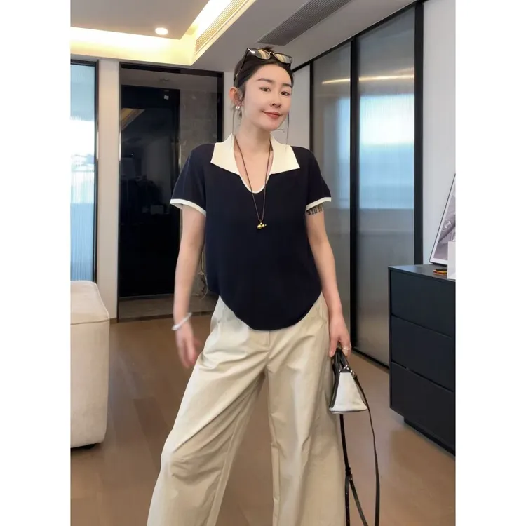 玖了个玖 2025夏款 极简百搭撞色半开翻领透气短袖上衣 2505C2542