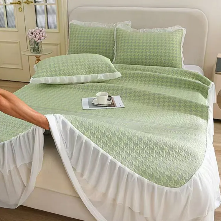 夏天冰豆豆冰丝凉席三件套2025新款可机水洗折叠空调软席子床裙款