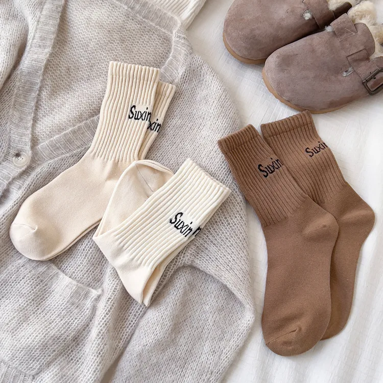 suxinaimin袜子男中筒袜秋冬ins潮日系字母棉袜女运动长袜情侣袜