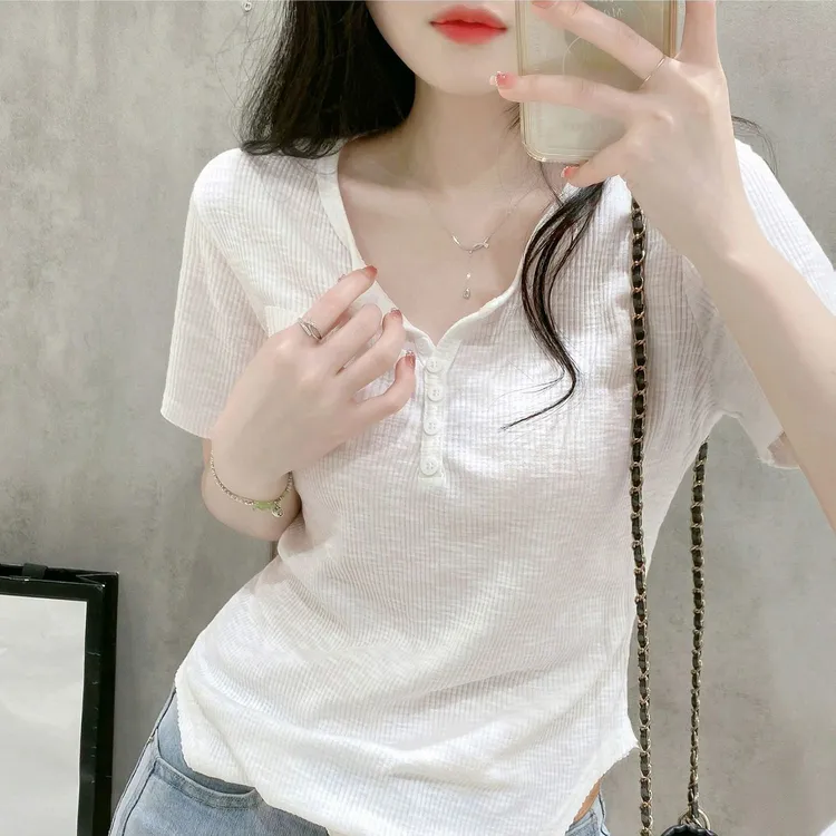 TR棉身短袖T恤女夏季新款正肩竹节棉纽扣慵懒小众设计感上衣t恤