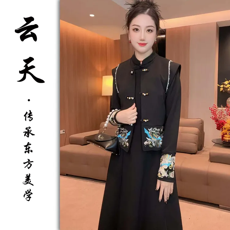 36898【加厚】云天定制冬季重工刺绣显瘦新中式爆款连衣裙马甲套装