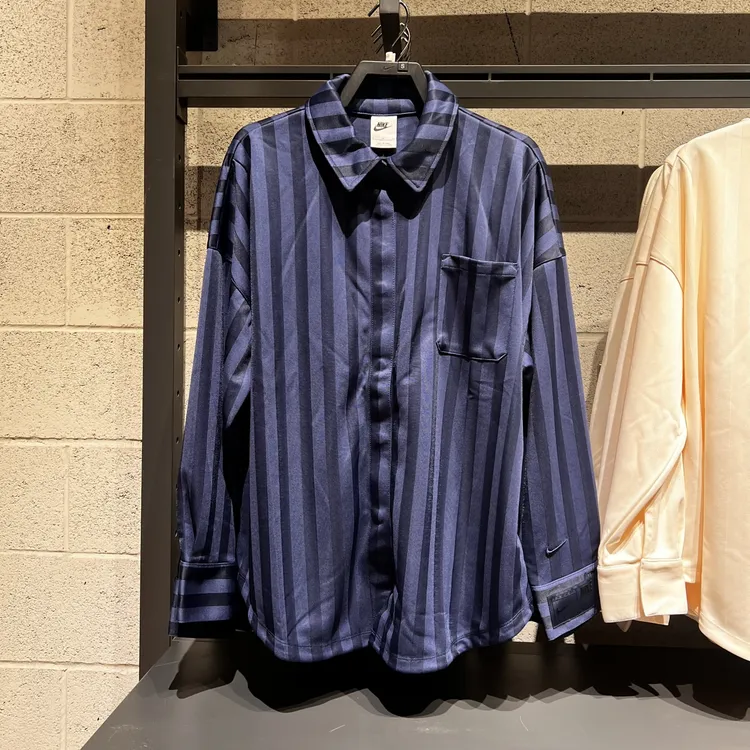 Nike耐克女子25秋新款条纹翻领宽松运动长袖衬衫外套 HV1957-410