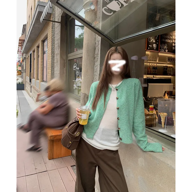 绿色针织开衫女韩系早秋穿搭外搭上衣氛围感小香风毛衣外套