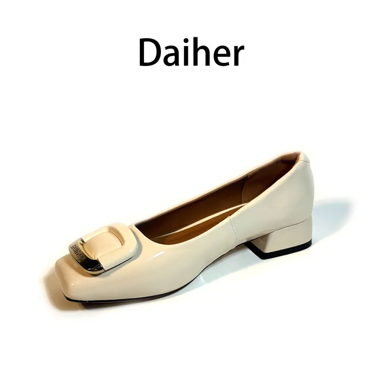 2026欧洲站MILAN新款纯色休闲真皮百搭时尚白色低跟女鞋