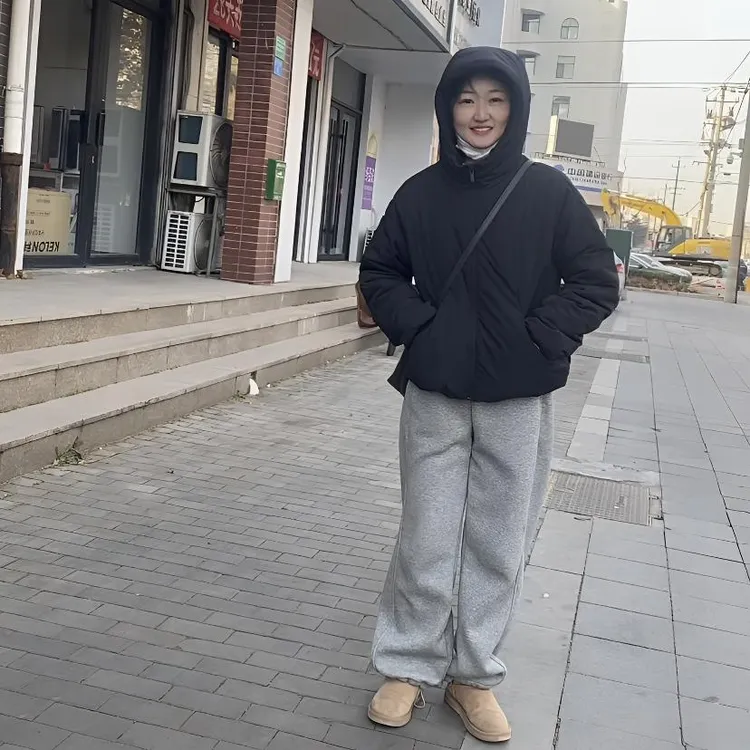 P棉材质LU家轻量型棉服外套