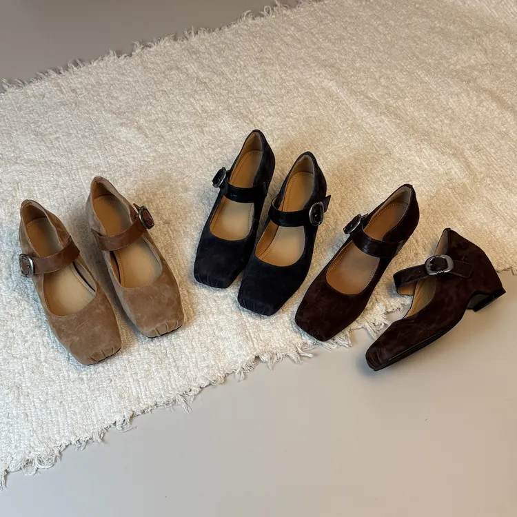 六也「特调芭蕾」单鞋版本5.5cm内增高方头一字带浅口玛丽珍L1387