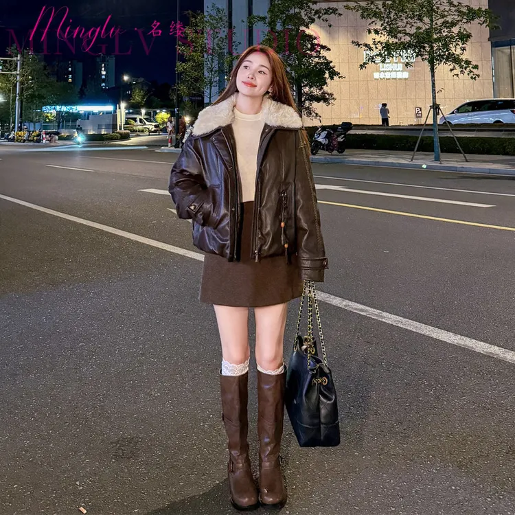 名缕2026新款毛毛翻领羽绒服女短款高级保暖高奢高品质宽松衣外套