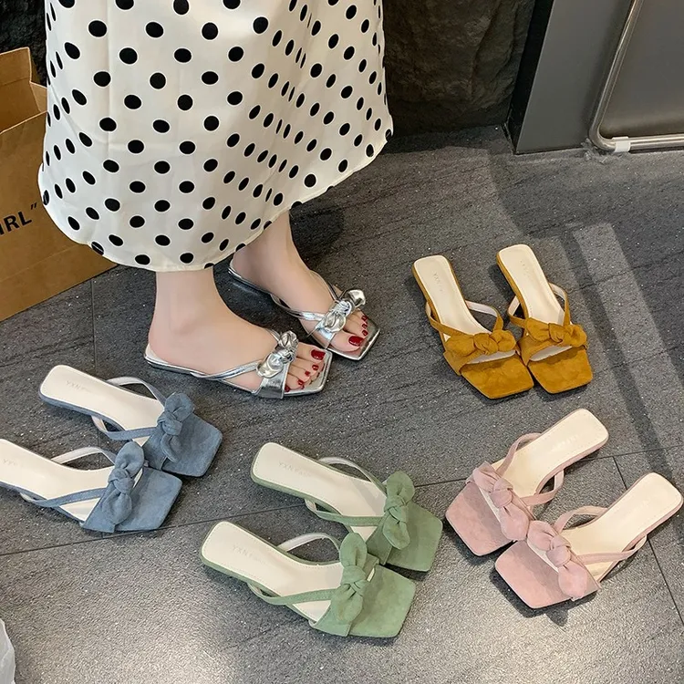 勃肯凉拖鞋女夏外穿2025新款仙女风配裙子超火法式绝美时尚一字拖