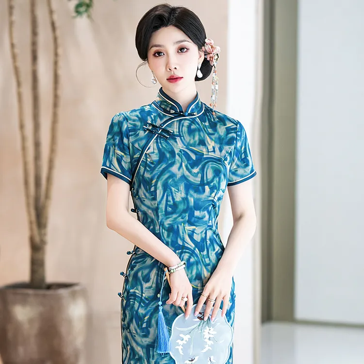 新中式旗袍2025夏季高端素雅国风礼服日常可穿老上海长款改良裙子