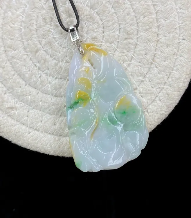 天然翡翠A货黄加绿招财螃蟹爪吊坠