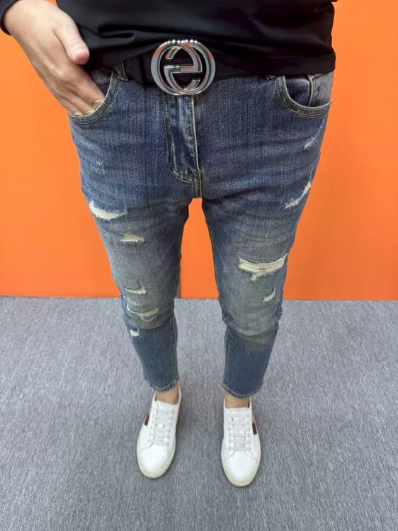 秋冬新款破洞九分牛仔裤修身小脚裤男士韩版时尚百搭潮流牛仔裤