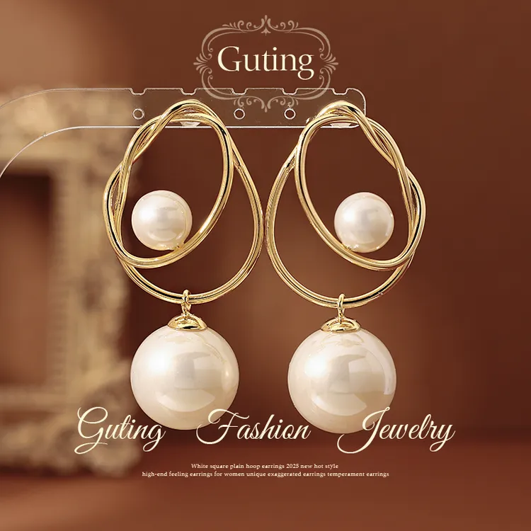 铜合金耳饰 22371金色环绕珠珠耳环女夸张耳钉耳饰轻奢大气耳坠