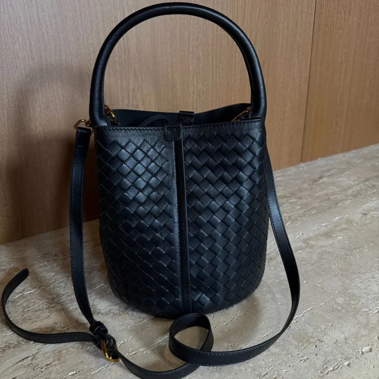 TANTAN 时尚系带镂空单肩编织水桶包3565