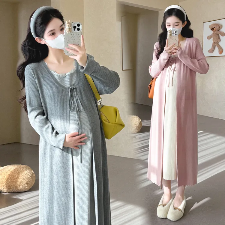 时髦孕妇装新款2025秋冬新甜美假两件蕾丝拼接针织时尚系带连衣裙