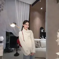 【张欣儿严选】法式带围巾毛衣外套女冬季新款宽松加厚针织开衫