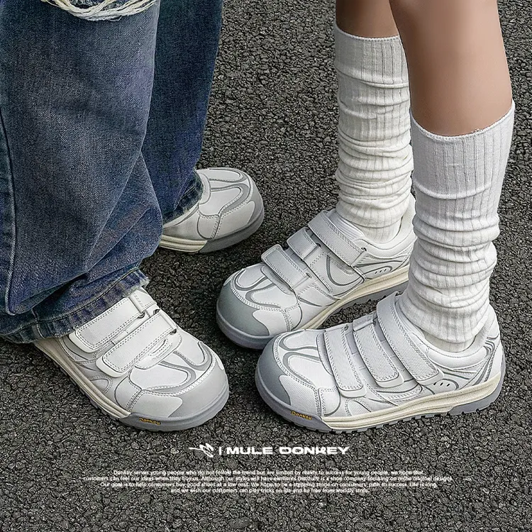 多嘴驴Donkey 【潮流穿搭】丑萌厚底增高面包鞋休闲百搭情侣鞋FJ603