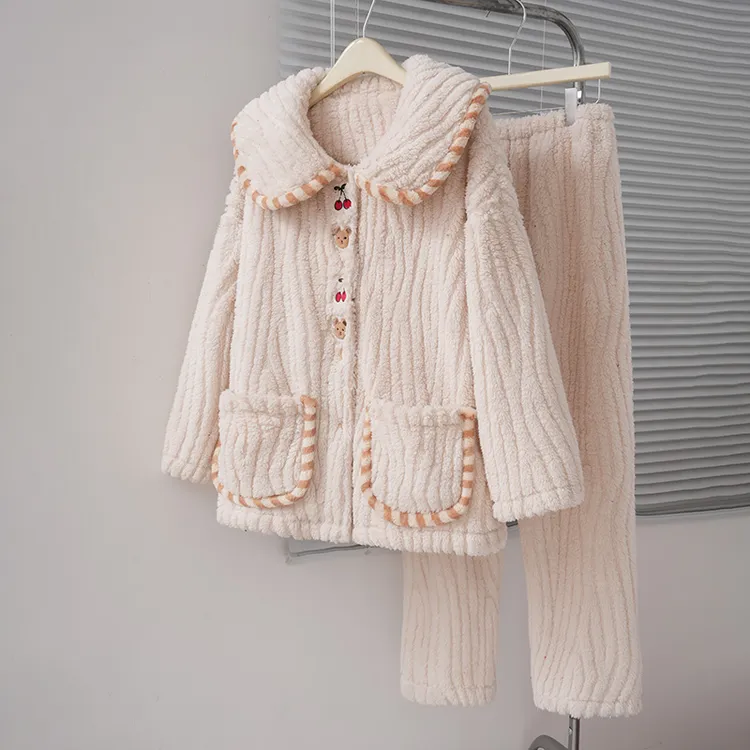 珊瑚绒加厚加绒保暖法兰绒秋冬季睡衣女款爆款2025新款套装家居服