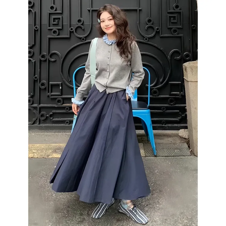 韩系独特绝美套装女秋季减龄灰色花边针织开衫藏青色半身裙两件套