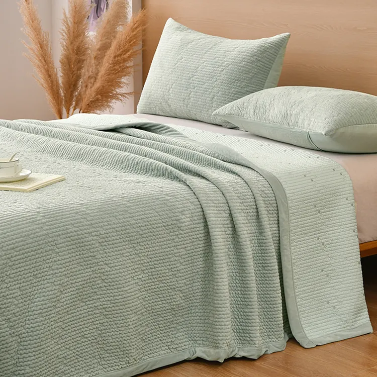 一面绒一面棉床盖三件套冬季加厚夹棉床单牛奶绒垫子榻榻米防滑