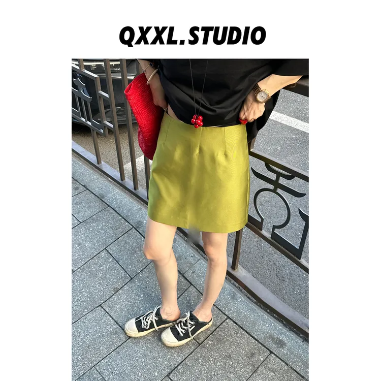 邱小小丽呀 纯色高腰A字短裙女夏季新款显瘦流行百搭设计感半身裙