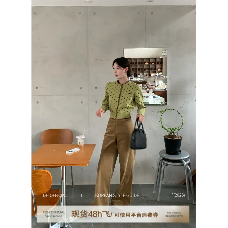 现货 DH 大花【复古滤镜 】秋冬卡其复古灯芯绒高腰显瘦百搭微喇裤