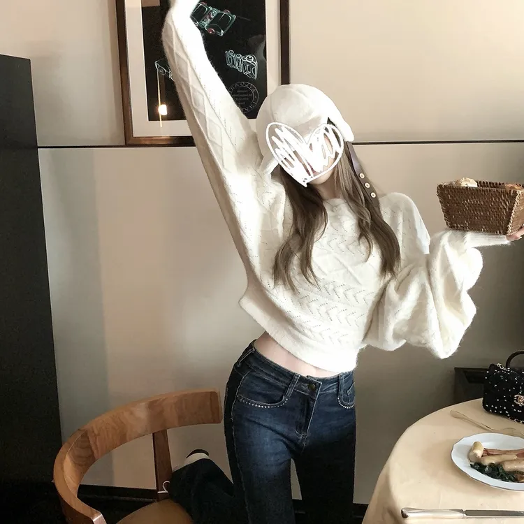 韩系设计感蝙蝠袖毛衣女2025秋冬新款宽松休闲慵懒感短款上衣女
