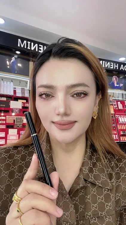 VINKCY梵希茜持妆极细眼线笔