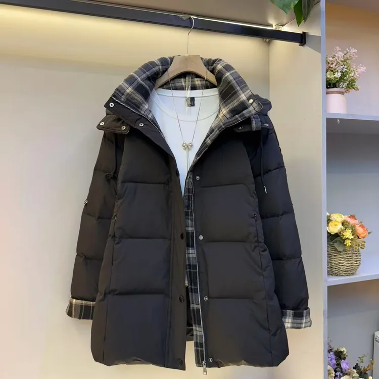 25年中长款格子拼接连帽女冬季加厚显瘦保暖外套