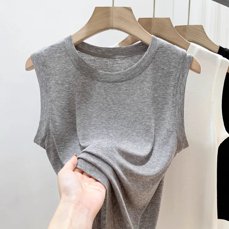 灰色高级感薄款外穿背心女夏季遮副乳韩版内搭圆领无袖上衣打底衫