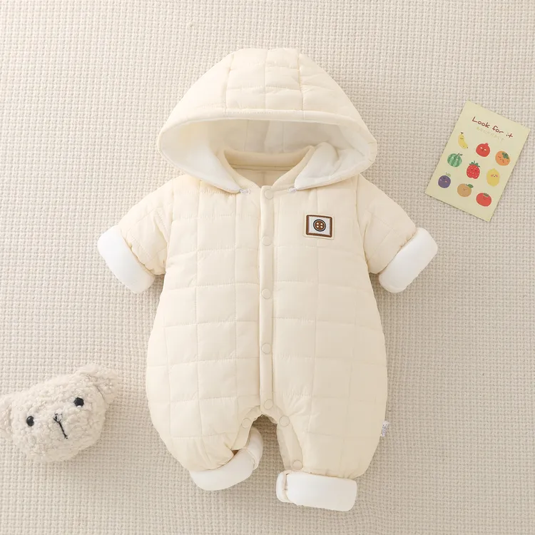 婴儿连体衣秋冬保暖长袖哈衣男女宝宝外出服抱衣冬款爬服棉袄套装