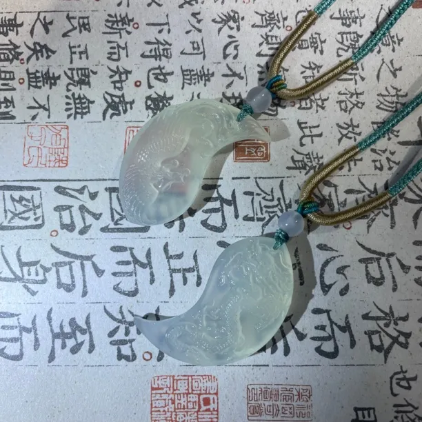 情侣款天然岫玉龙凤吊坠龙凤玉佩百搭新中式国风真玉石
