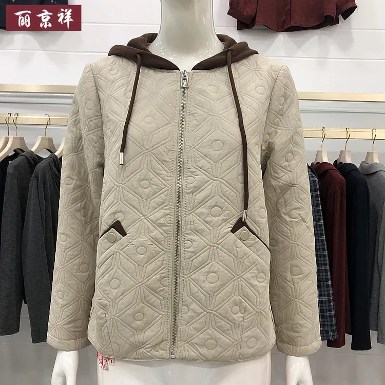 中年妈妈秋季时尚格纹减龄外套新款中老年女韩版气质连帽休闲上衣