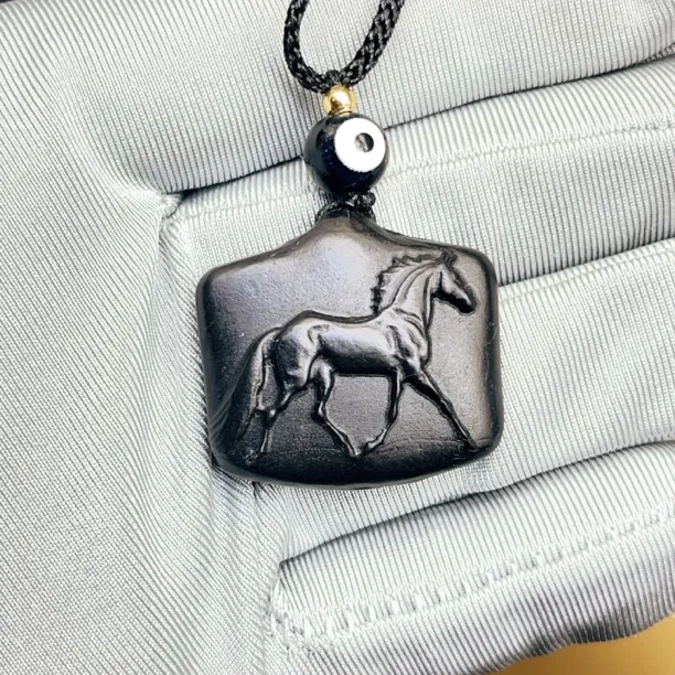 手工编织可调节玉石吊坠塔滋猎犬饰品