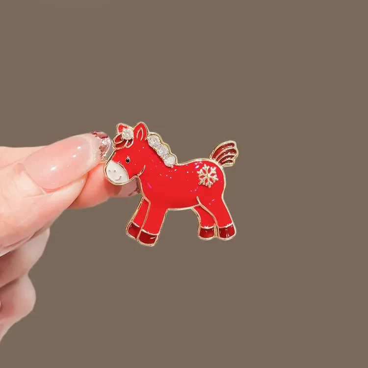 铜合金胸针 本命年生肖红色小马胸针高端女气质时尚别针创意胸花