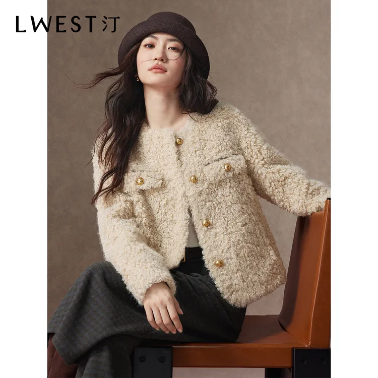 T朗文斯汀高级感短外套女2025冬季新款小香风气质圆领圈圈毛上衣