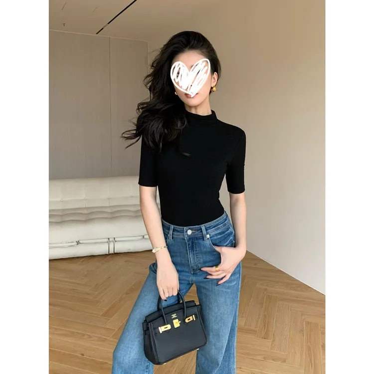 YIDENG时尚气质显瘦纯色圆领半袖T恤夏季修身百搭气质上衣女