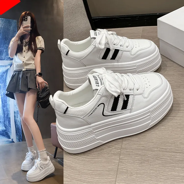 爆款厚底增高小白鞋女2025秋季新款时尚韩版百搭学生运动休闲鞋女